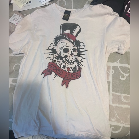 Good Luck Skull Casino Shirt - Picture 2 of 6